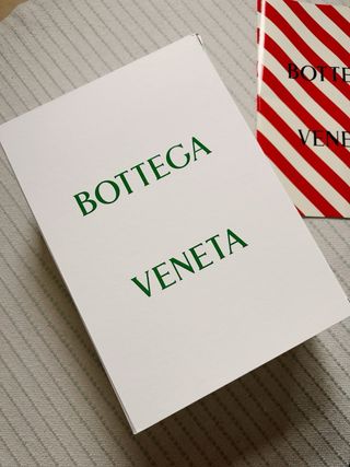 Bolsa Cassette Acolchada Negra