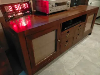 Mueble TV madera oscura