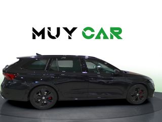 Skoda Octavia Combi 2.0 TSI RS DSG 180 kW (245 CV)