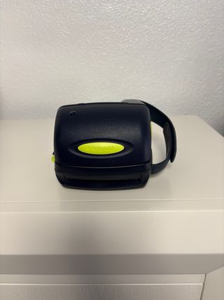 Cámara Polaroid Azul y Lima