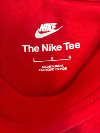 Camiseta Nike Roja