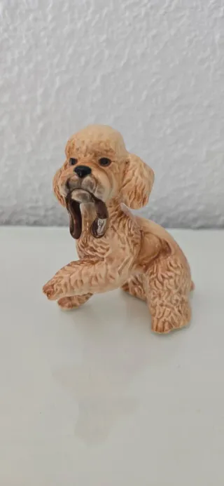 Caniche de porcelana Goebel W. Germany.