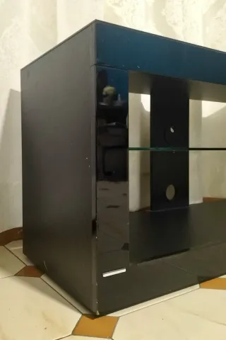 Mueble TV Negro con Estantes de Cristal