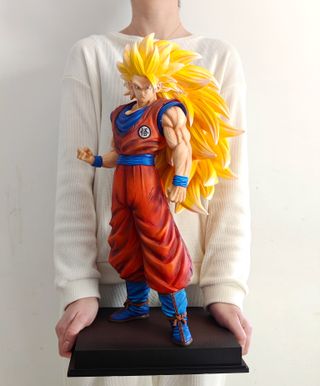 Figure Goku Super Saiyan 3 - 54 cm - DragonBall