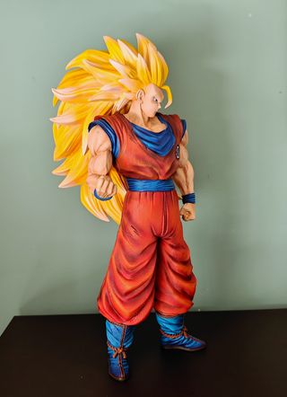 Figure Goku Super Saiyan 3 - 54 cm - DragonBall