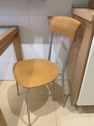 Mesa cocina o comedor con 4 sillas