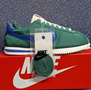 Zapatillas Deportivas Nike Cortez Nylon y Cuero.