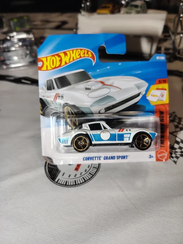 Coche Hot Wheels Corvette Grand Sport