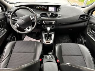 Renault Grand Scenic 2012