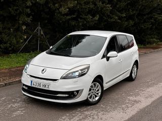 Renault Grand Scenic 2012