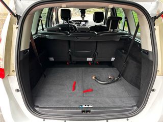 Renault Grand Scenic 2012