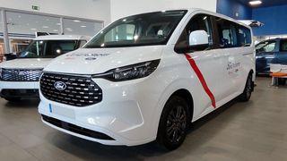 Servicio taxi grande Van en madrid