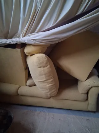 Sofá rinconera tela beige y amarillo