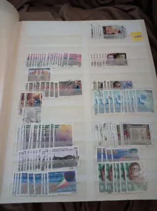 Lotto francobolli italiani.