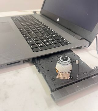 Portatil HP esta nuevo pero funciona un poco lento