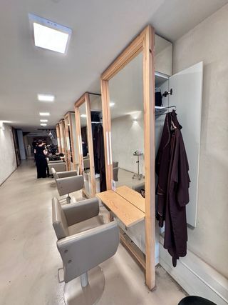 Peluqueria completa en traspaso, en Barcelona