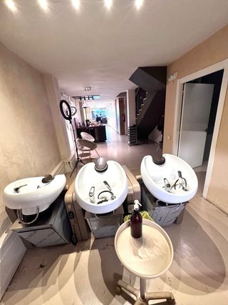 Peluqueria completa en traspaso, en Barcelona