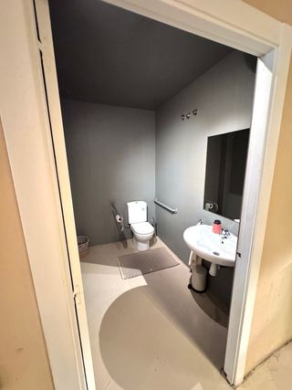 Peluqueria completa en traspaso, en Barcelona