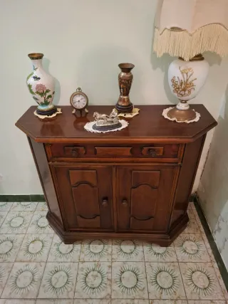 Mobile da ingresso in legno