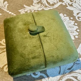 Conjunto de Joyas: Pulsera, Pendientes y Anillo