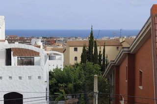 Casa adosada en venta en Sant Jordi-Babilonia en Torredembarra
