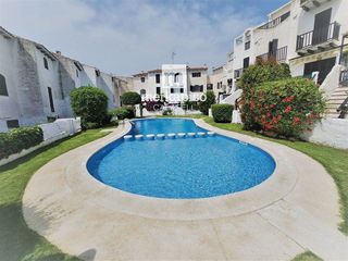 Casa adosada en venta en Sant Jordi-Babilonia en Torredembarra