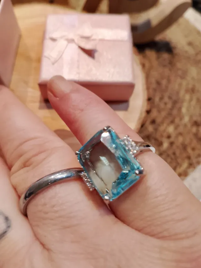 Anillo Aguamarina +cajita
