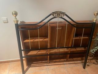 Cabecero Cama Metal Negro y Dorado 1.50