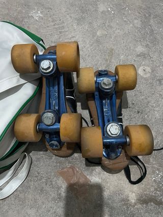 Patines de velocidad negros