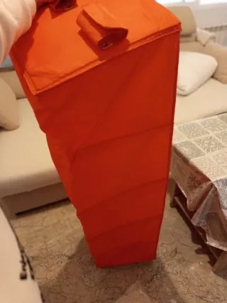Estantería colgante IKEA naranja,velcro muy fuerte