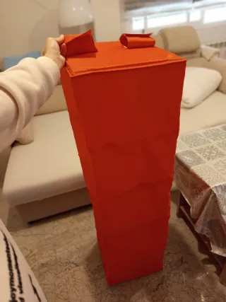 Estantería colgante IKEA naranja,velcro muy fuerte