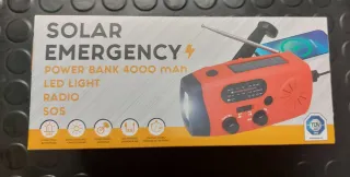 Rádio Am-Fm SOS/Powerbank com lanterna led