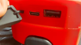 Rádio Am-Fm SOS/Powerbank com lanterna led