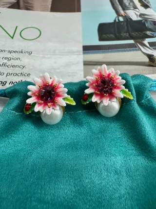 Pendientes Les Néréides Flor Perla y Mariquita