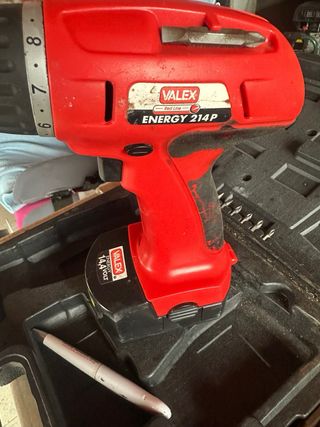Avvitatore a batteria ricaricabile