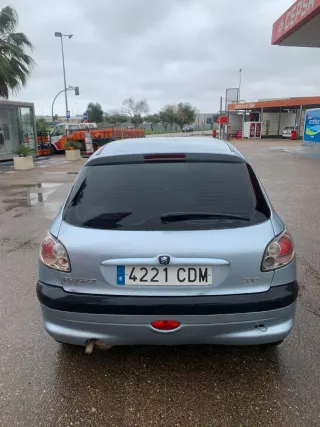Peugeot 206 2003