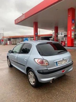 Peugeot 206 2003