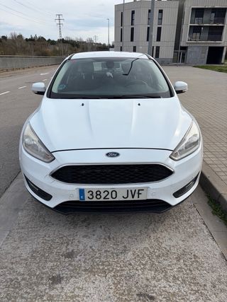 Ford Focus Trend + 2016