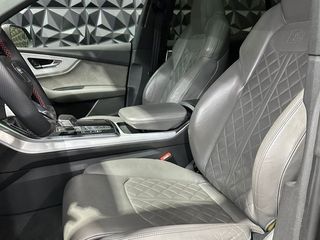 Audi Q8 55 TFSI 250kW Black L quattro tiptronic