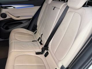 BMW X2 sDrive18d Business