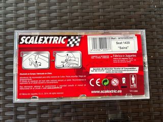 Coche Scalextric Naranja con dorsal 2