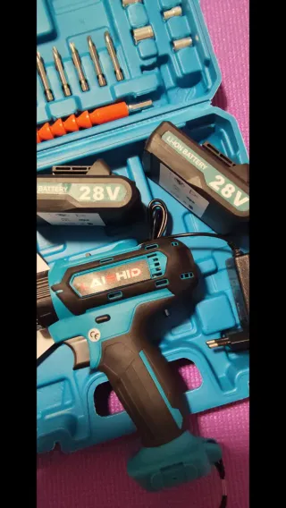Taladro Percutor Inalámbrico 28V