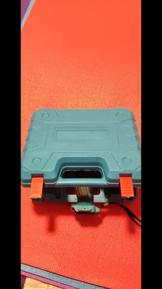 Taladro Percutor Inalámbrico 28V