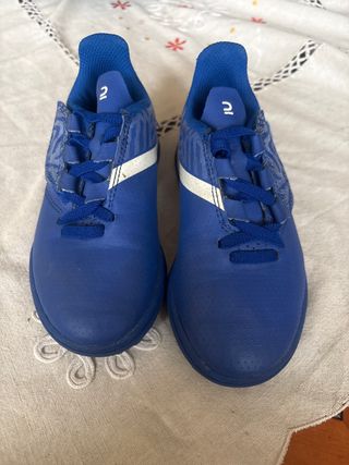 Botas de fútbol Kipsta talla 29