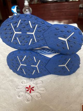 Botas de fútbol Kipsta talla 29