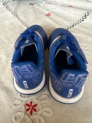 Botas de fútbol Kipsta talla 29