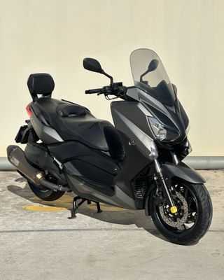Yamaha Xmax 400 2014 Solo 14.000 KMS
