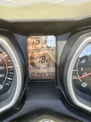 Yamaha Xmax 400 2014 Solo 14.000 KMS