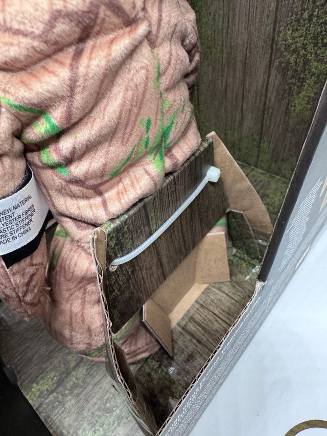 Muñeco I Am Groot Bailarín Interactivo