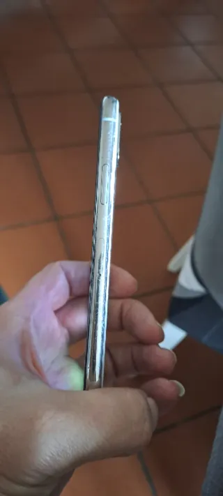iPhone X 64GB Argento